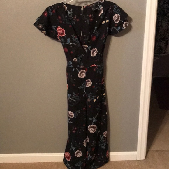 Forever 21 Other - Floral Jumpsuit Forever 21 Other - Floral Jumpsuit